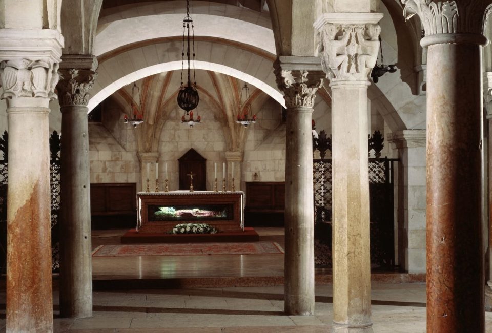 Cripta de la Basílica de San Zeno